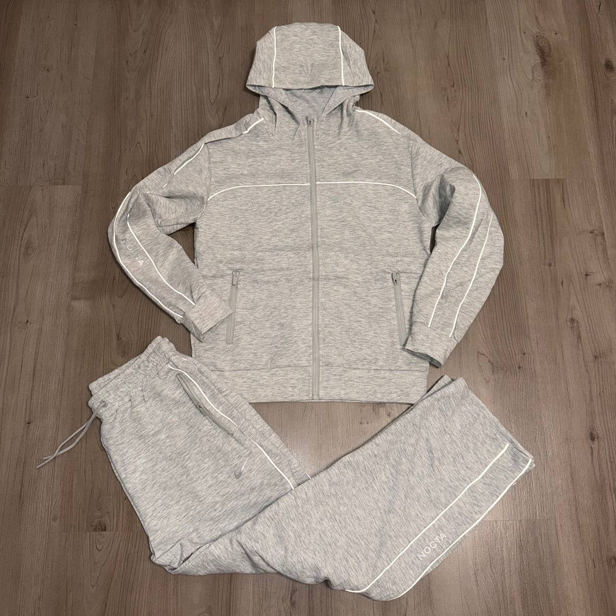 Chándal Nocta Gris