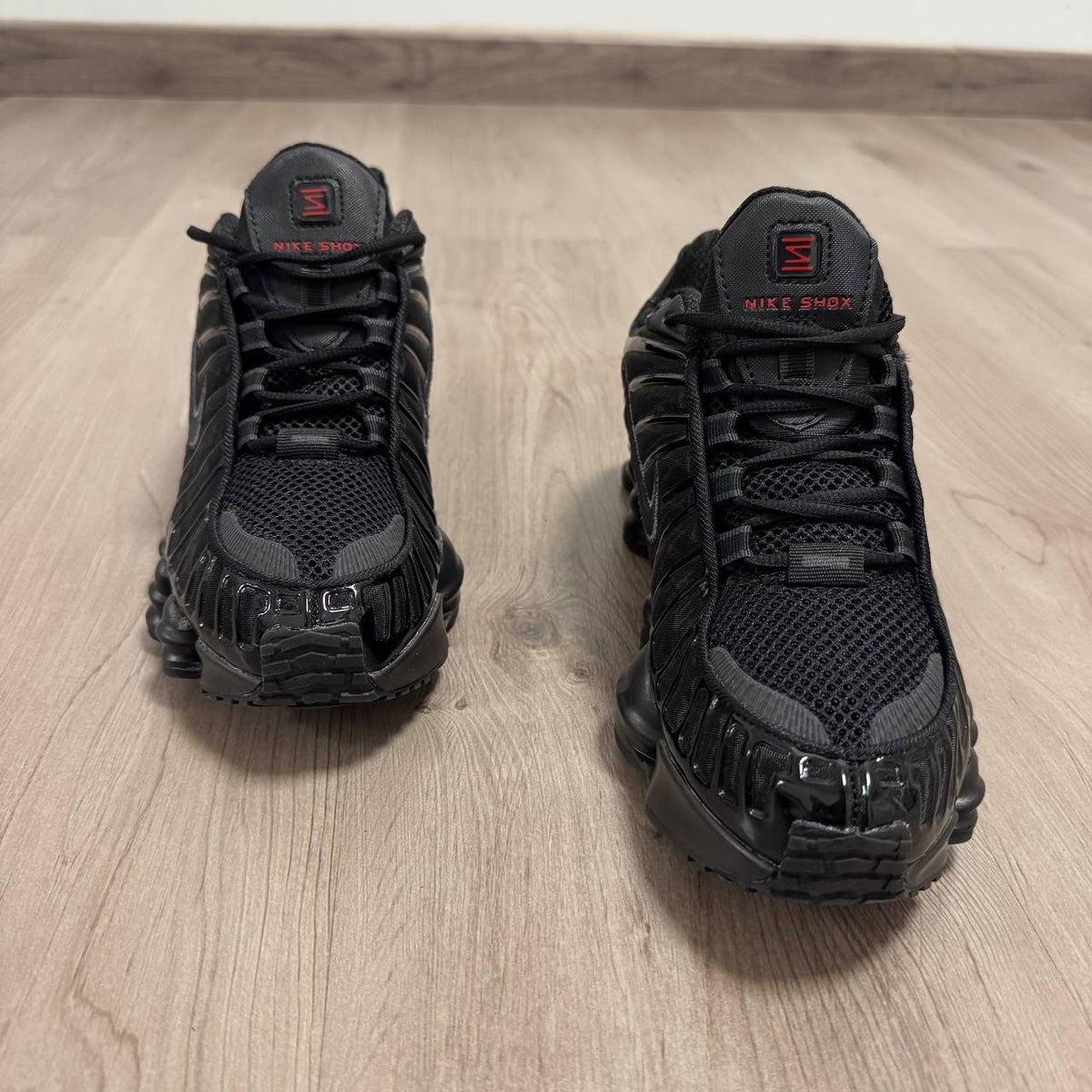 Zapatilla Shox Negras Reflectante