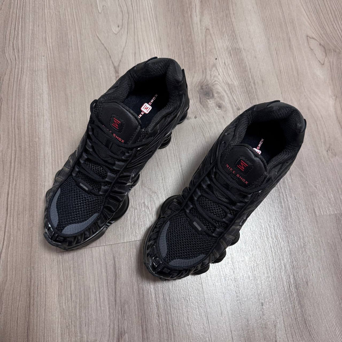 Zapatilla Shox Negras Reflectante