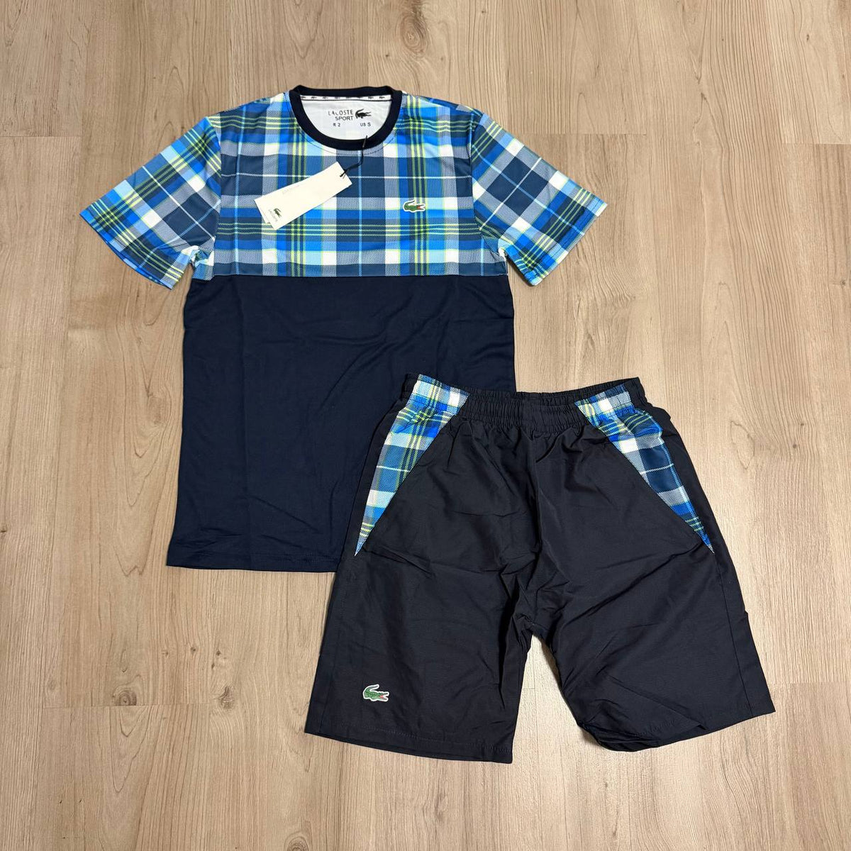 Conjunto corto Lacost