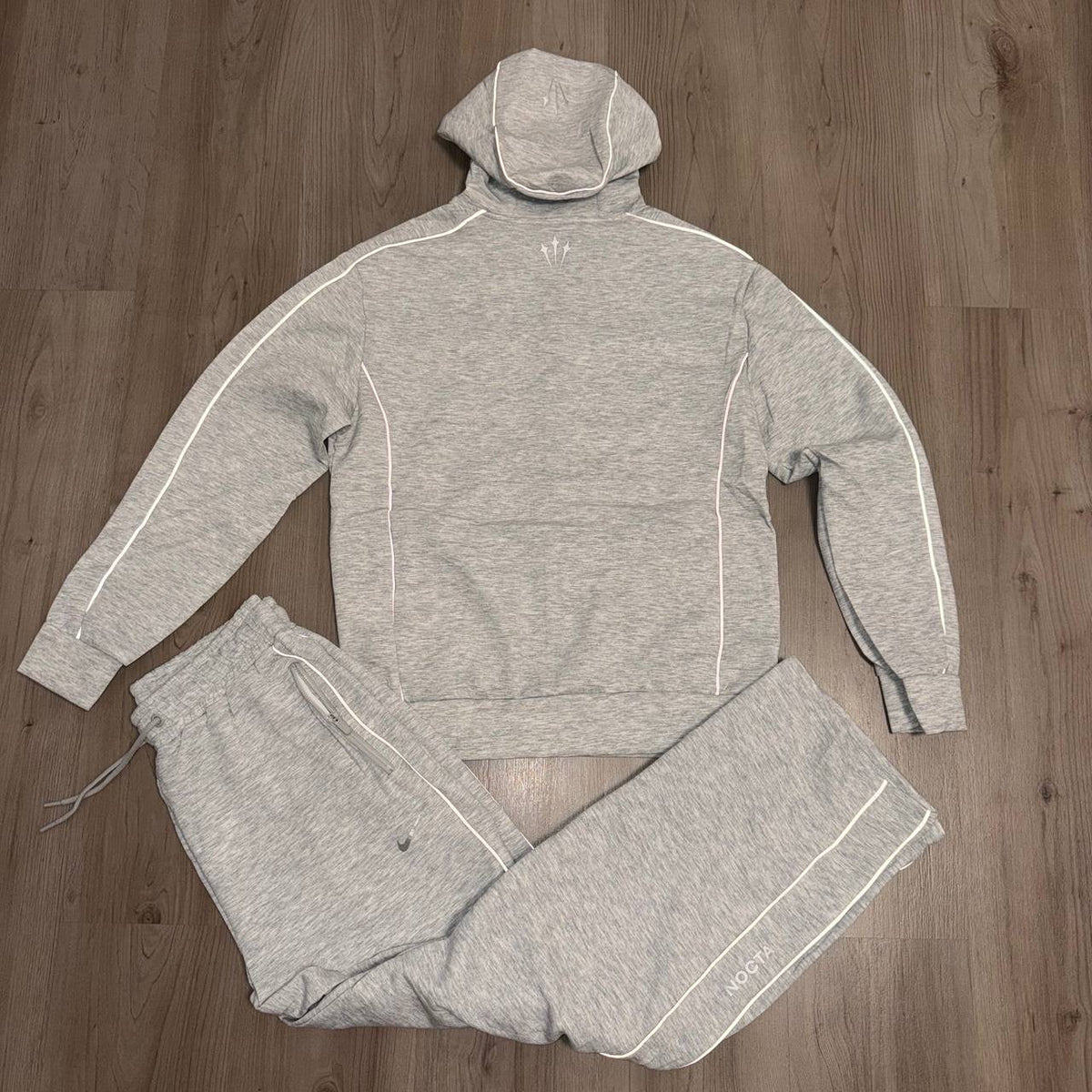 Chándal Nocta Gris